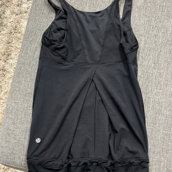 Lululemon Black Tank Adjustable Waist SZ 6-8 - Picture 4 of 5